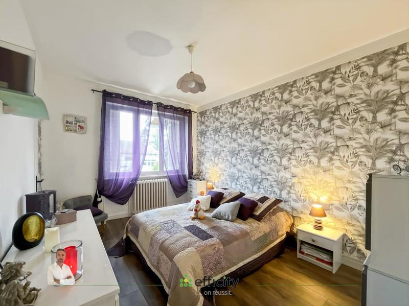 Maison - 150 m² - 5 pièces