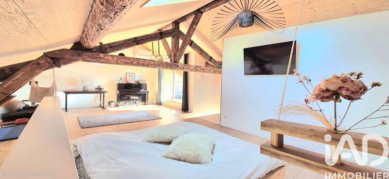 Duplex - 131 m² - 4 pièces