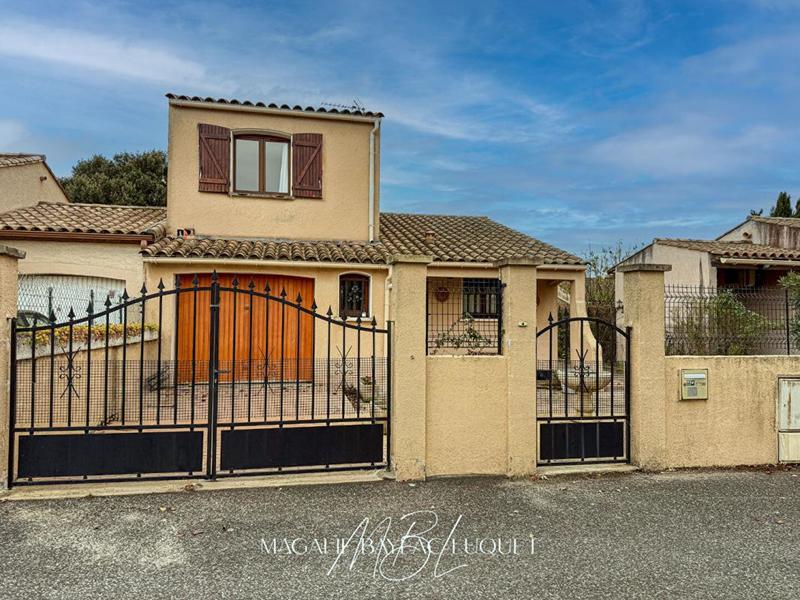 Maison - 104 m² - 4 pièces