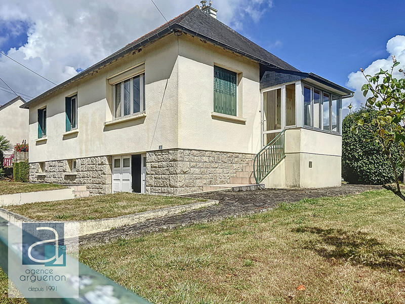 Maison - 90 m² - 6 pièces