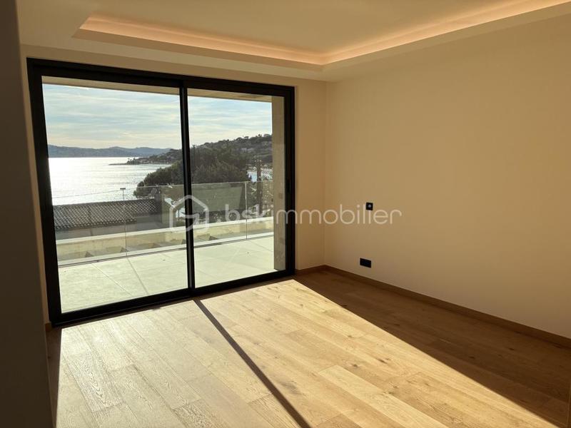 Maison - 262 m² - 5 pièces