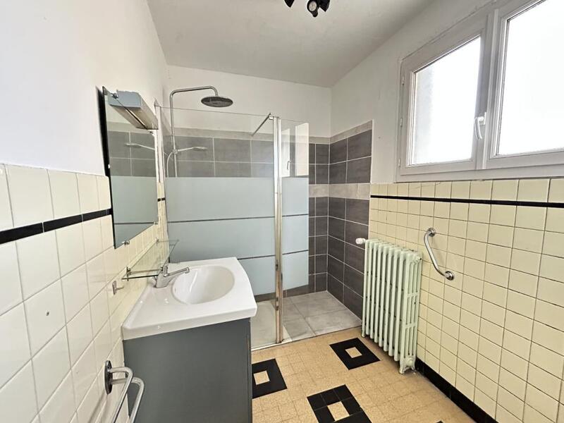 Maison - 161 m² - 6 pièces