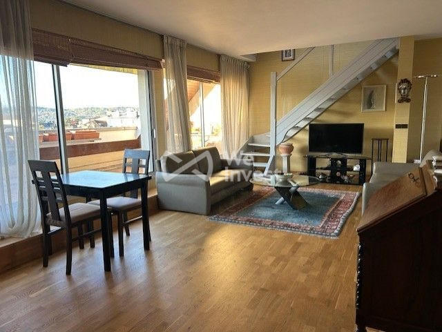 Appartement - 130 m² - 5 pièces