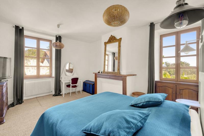 Maison de maîtres - 165 m² - 7 pièces