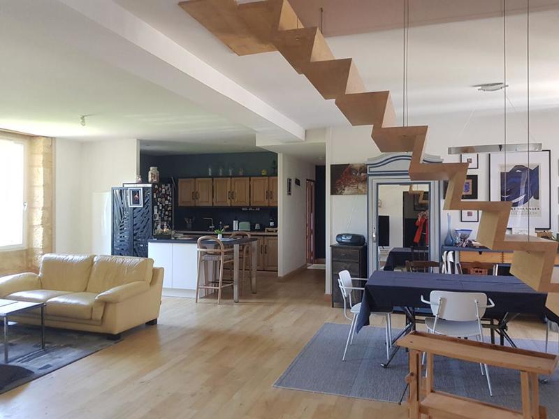 Maison - 250 m² - 7 pièces