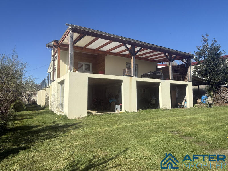 Maison - 106 m² - 5 pièces