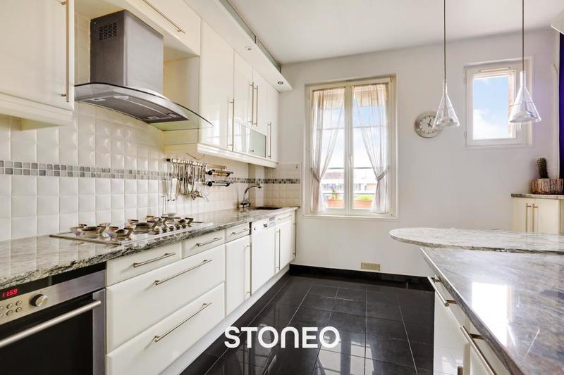 Appartement ancien - 163 m² - 8 pièces