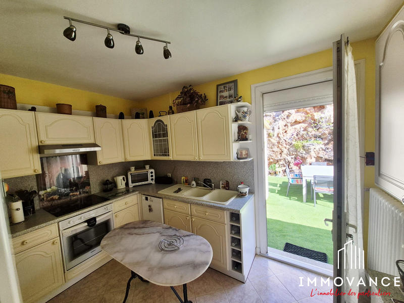 Maison traditionnelle - 100 m² - 4 pièces