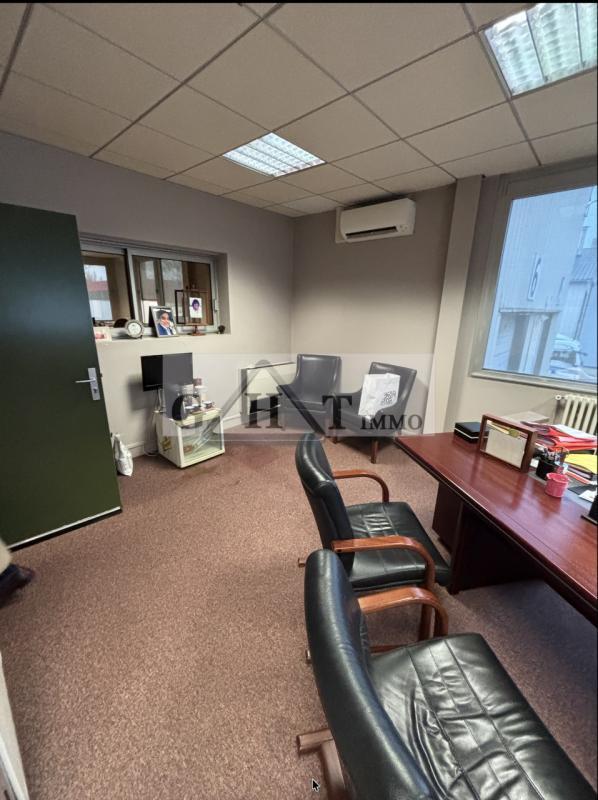 Entrepôt - 5 544 m²