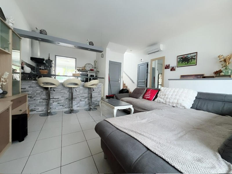 Maison - 105 m² - 4 pièces