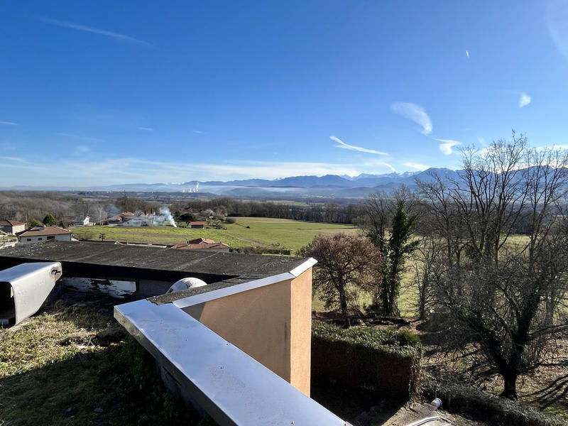 Maison - 97 m² - 4 pièces