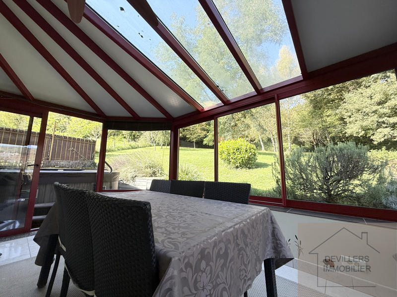 Maison - 220 m² - 5 pièces