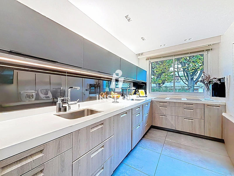 Appartement - 134 m² - 5 pièces