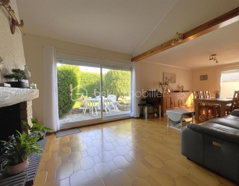 Maison - 111 m² - 4 pièces