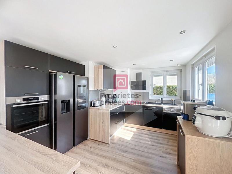 Maison - 140 m² - 6 pièces