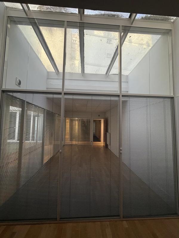 Local commercial - 569 m²