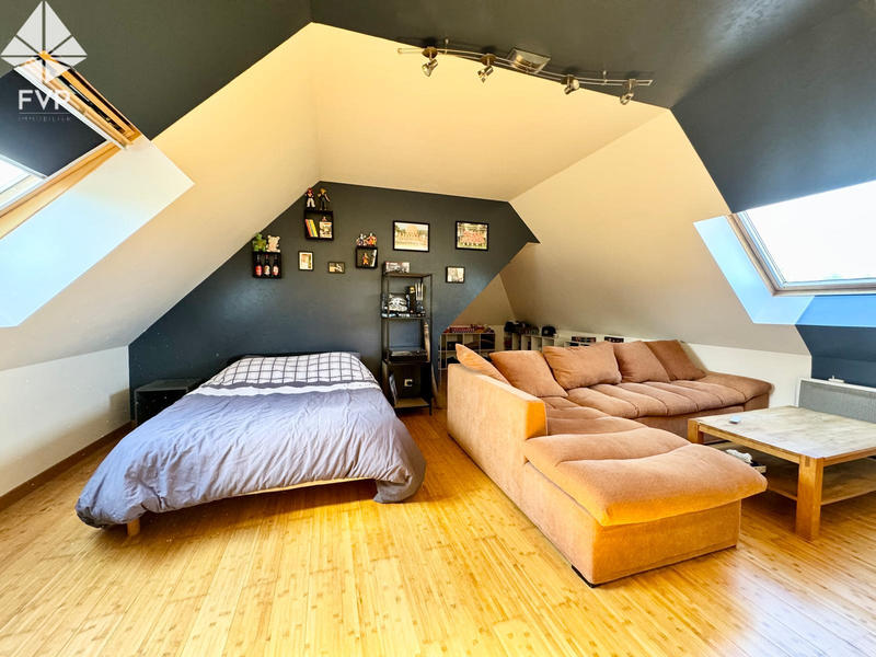 Maison - 170 m² - 7 pièces