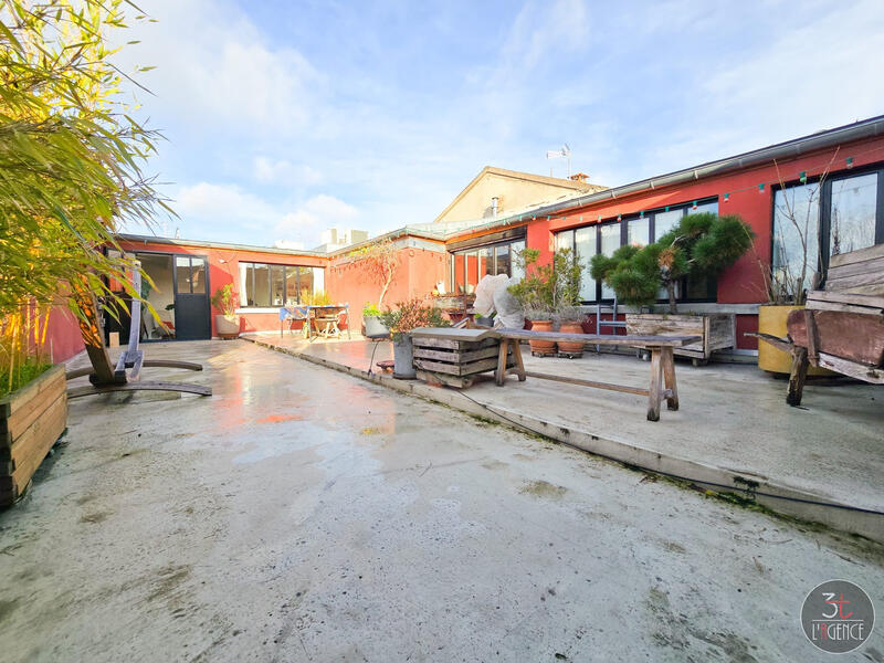 Loft - 310 m² - 7 pièces