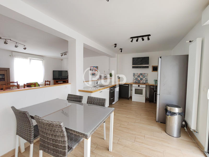 Maison - 156 m² - 6 pièces