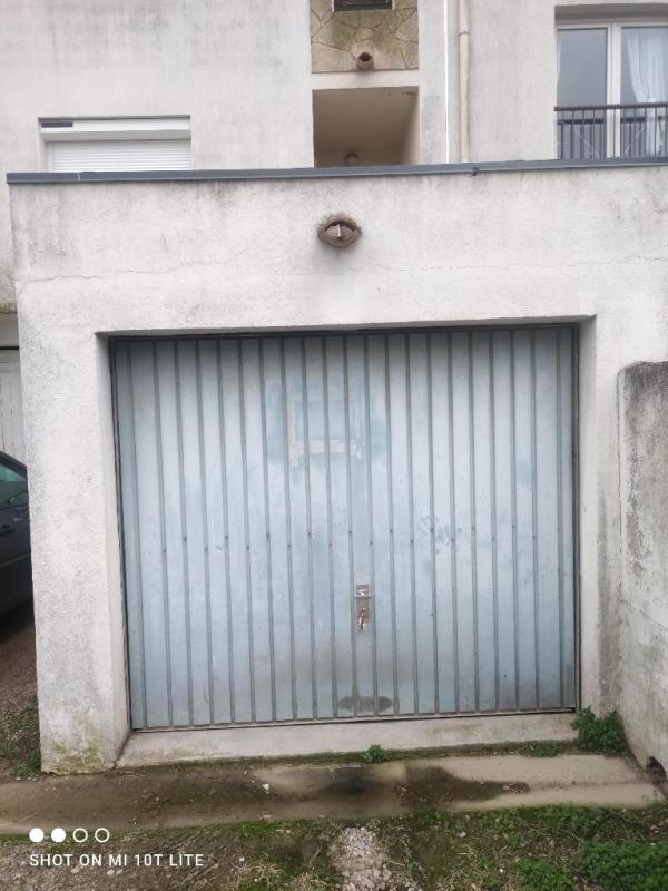 Garage - 12 m²