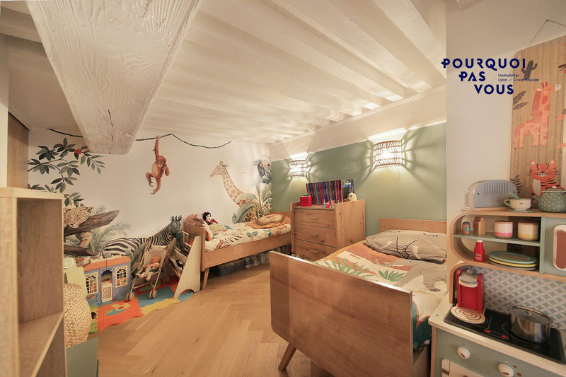 Appartement - 91 m² - 4 pièces