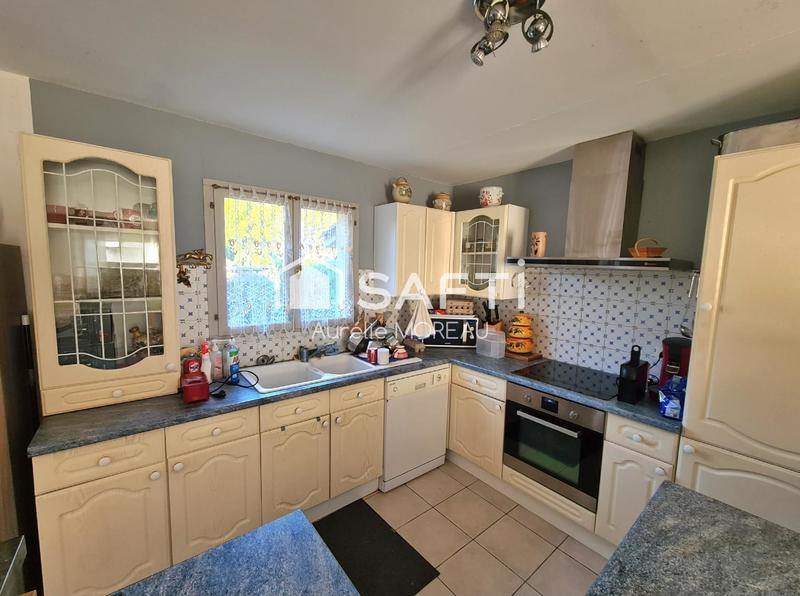 Maison - 185 m² - 8 pièces