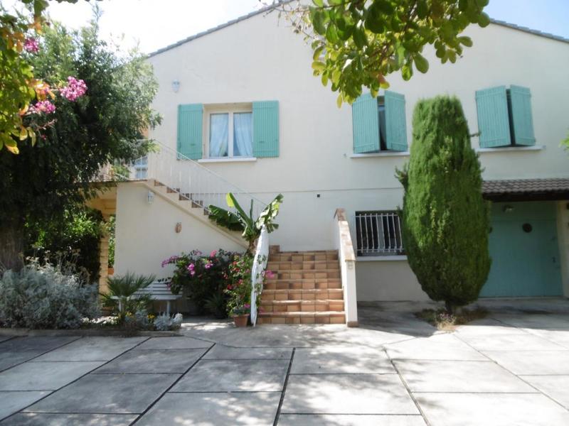 Maison - 195 m² - 9 pièces