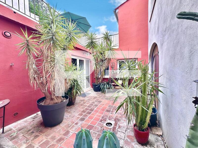 Maison de village - 220 m² - 7 pièces