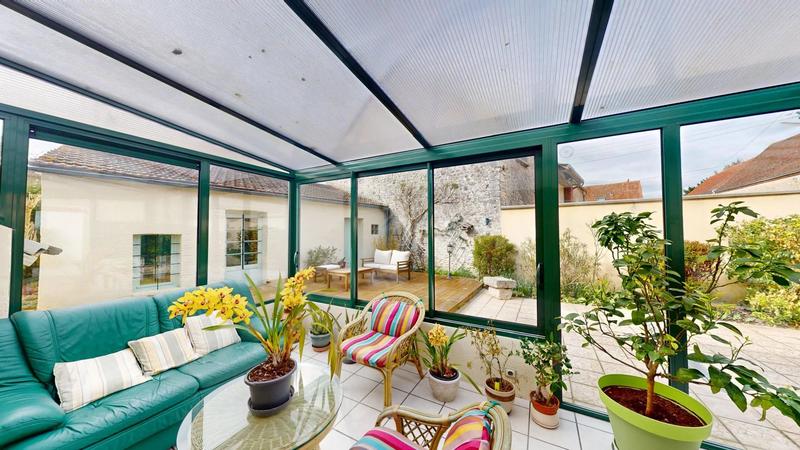 Maison - 99 m² - 5 pièces