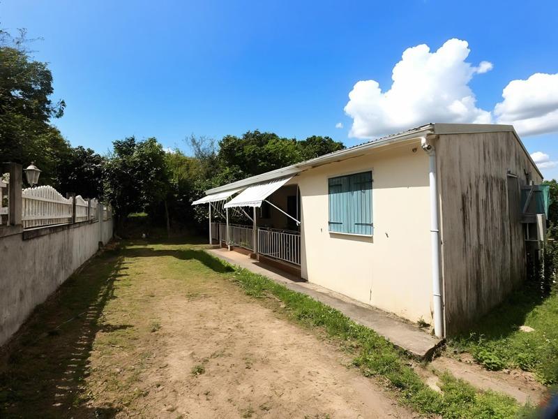 Maison - 90 m² - 6 pièces