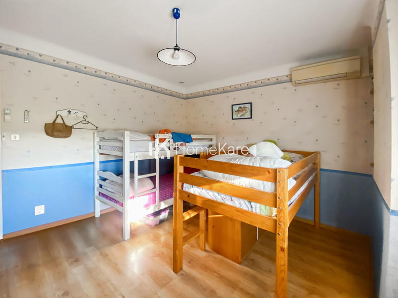 Maison - 150 m² - 5 pièces