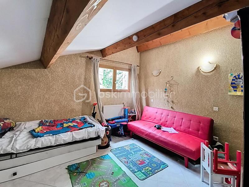 Maison - 287 m² - 11 pièces