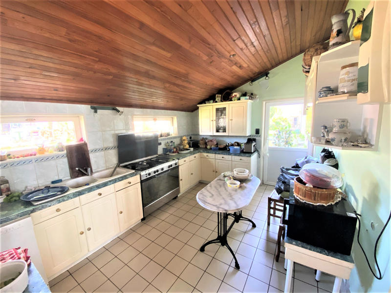 Corps de ferme - 195 m² - 8 pièces