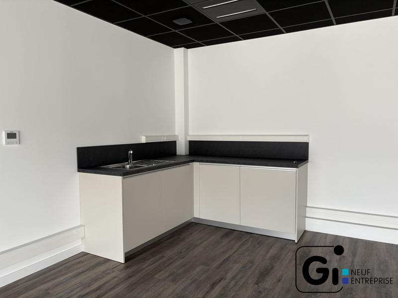 Local commercial - 106 m²