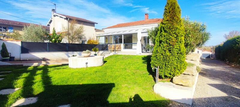 Maison - 147 m² - 6 pièces