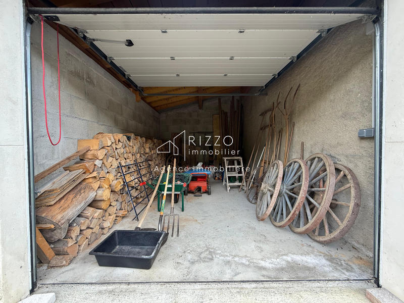 Maison - 196 m² - 8 pièces