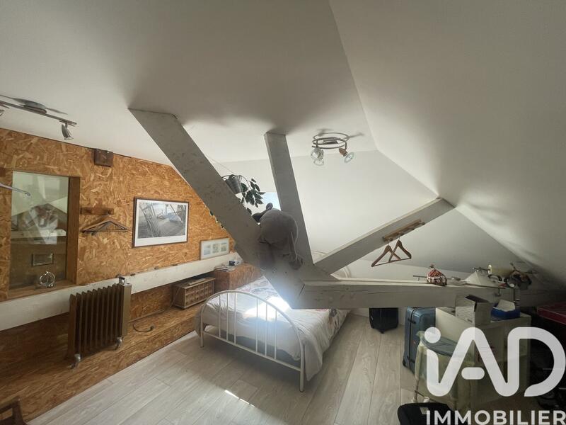 Maison - 193 m² - 8 pièces