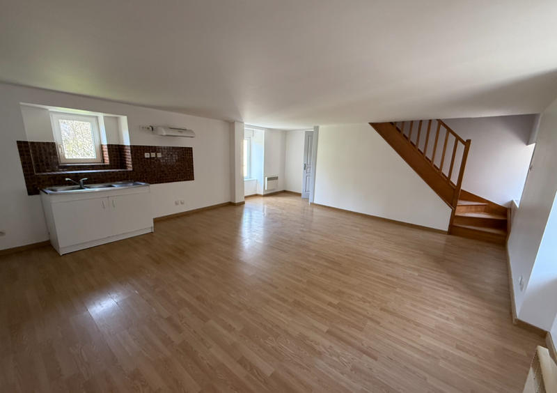 Maison - 175 m² - 9 pièces