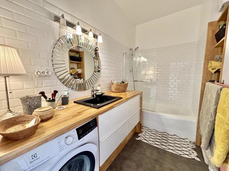 Appartement - 100 m² - 4 pièces