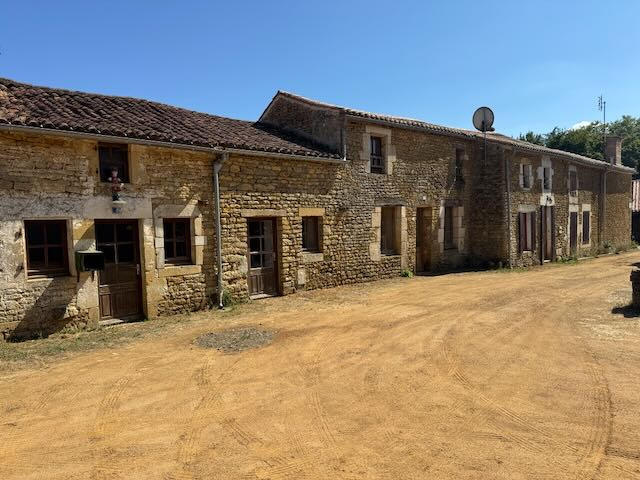 Maison - 184 m² - 8 pièces