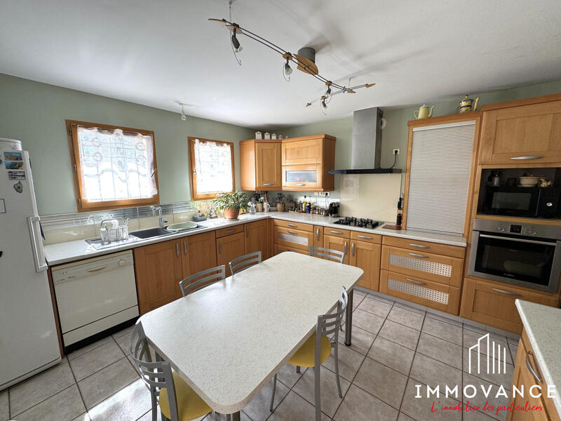 Bastide - 170 m² - 6 pièces