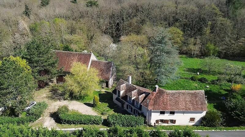 Maison - 195 m² - 7 pièces