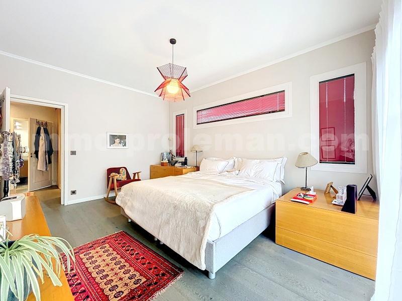 Maison - 297 m² - 7 pièces