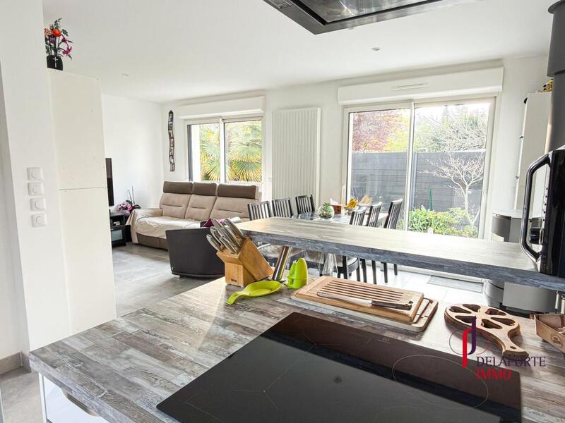 Maison - 77 m² - 5 pièces