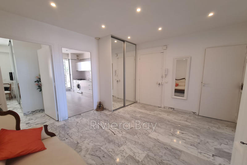 Appartement - 93 m² - 3 pièces