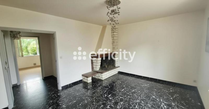 Demeure - 247 m² - 9 pièces