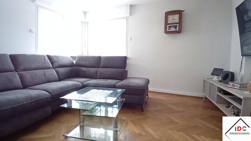 Maison - 96 m² - 5 pièces