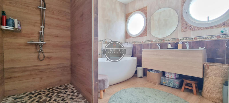 Villa - 130 m² - 4 pièces