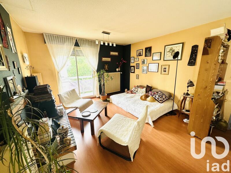 Appartement - 85 m² - 3 pièces