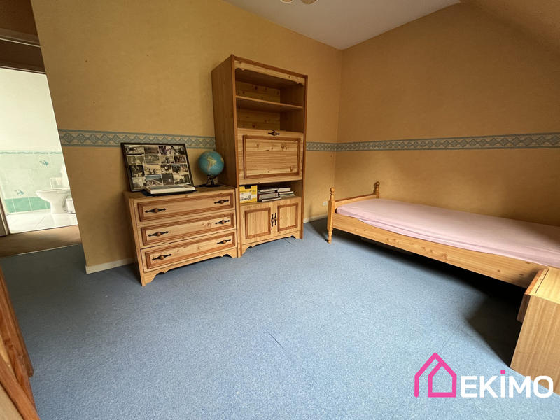 Maison - 137 m² - 6 pièces